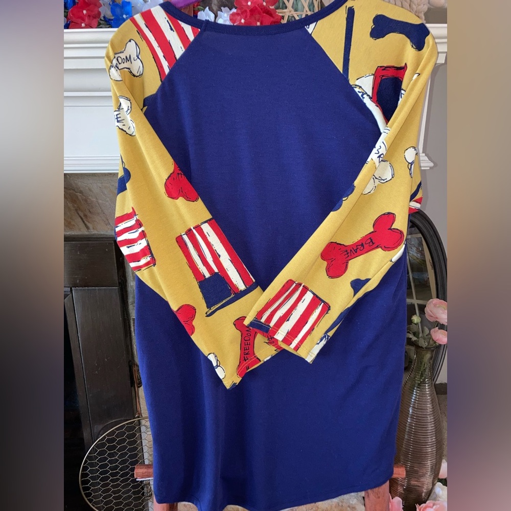 LuLaRoe 4th of July Randy Medium